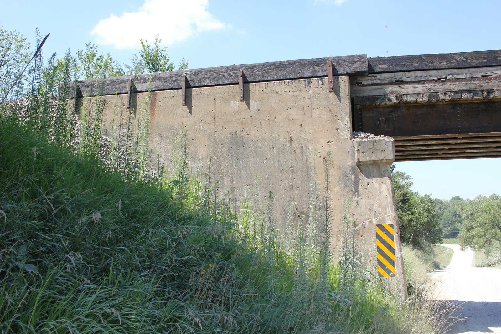 South abutment